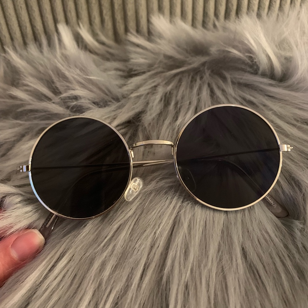 Circle Frame Sunglasses